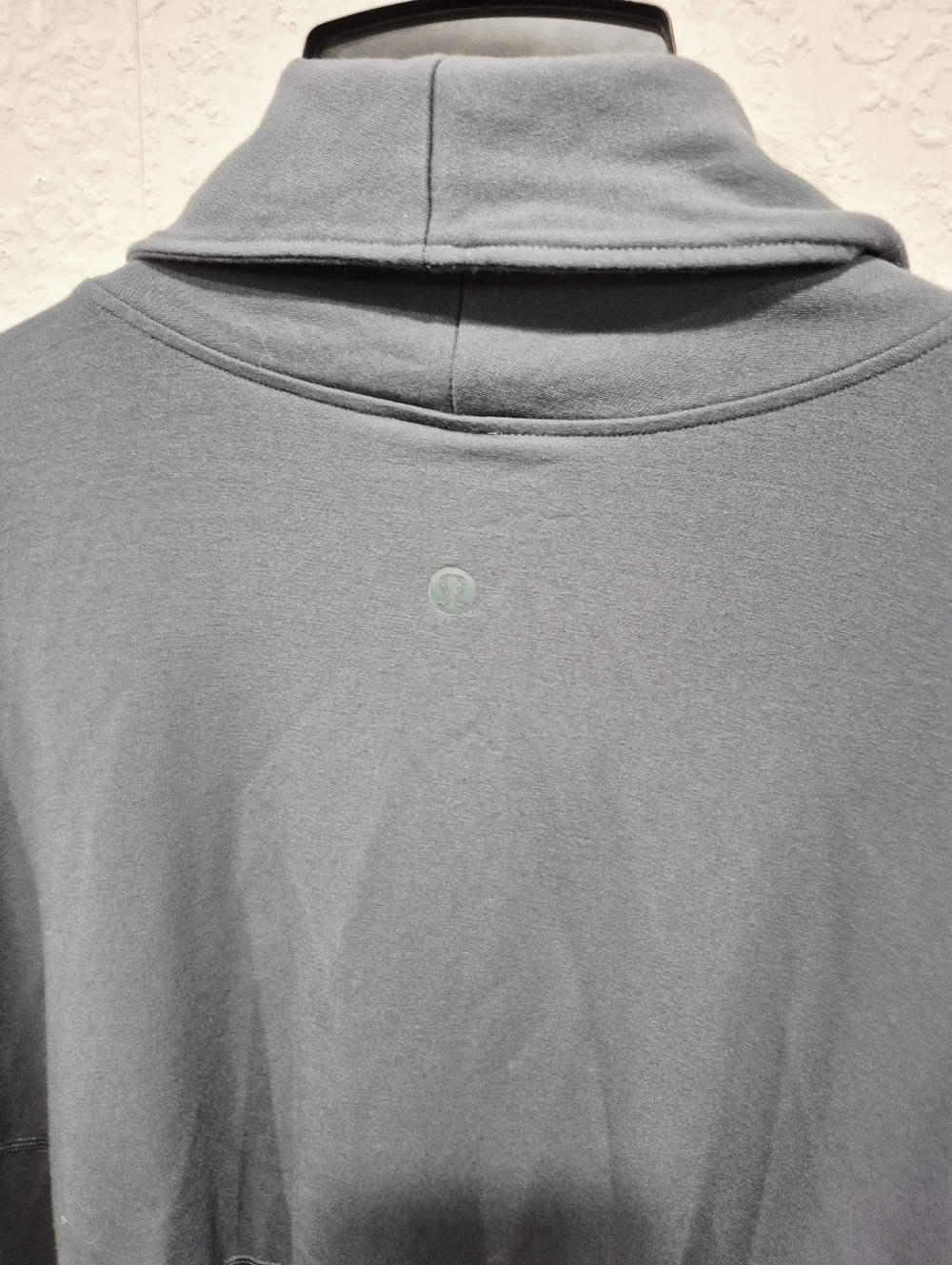 Lululemon Back In Action Wrap Sea Steel - Picture 9 of 9